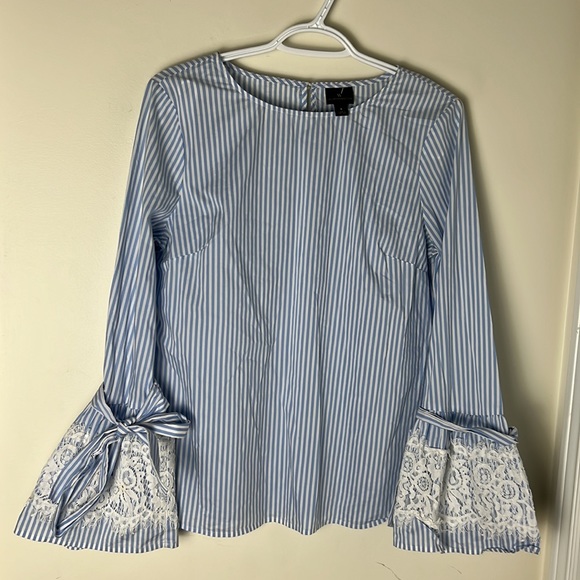 Worthington Stripes Blue & white Boho Bell Sleeve Top - Picture 6 of 11
